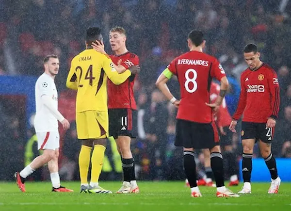 Vì sao Ruben Amorim gạch tên Onana và Hojlund trận mở màn?