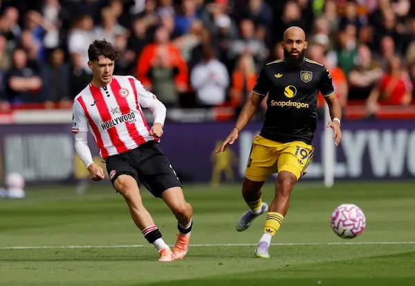 HLV Brentford đã sử dụng mánh khoé gì để đánh bại MU?