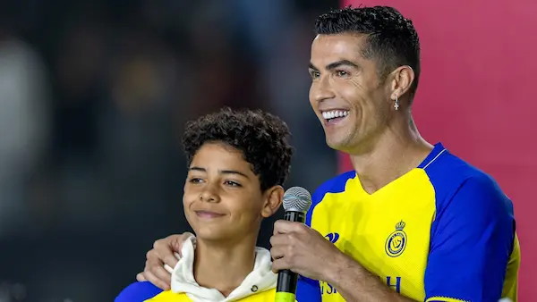 Cristiano Jr có thể đối đầu cha mình tại World Cup 2026?