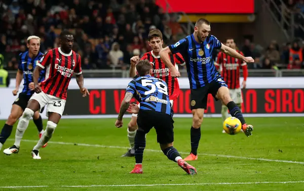 Ai giúp AC Milan chấm dứt cơn ác mộng derby trước Inter?