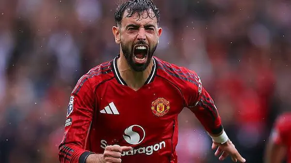 Bruno Fernandes tiếp tục ghi lập thành tích gì tại Man Utd?