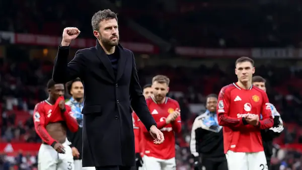 Vì sao Michael Carrick giành giải HLV xuất sắc nhất tháng 1?
